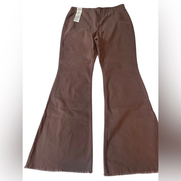 Tinseltown Pants - Tinseltown Junior Pant Pull On Bell Bottom Frayed Hem Parch Pockets High Rise